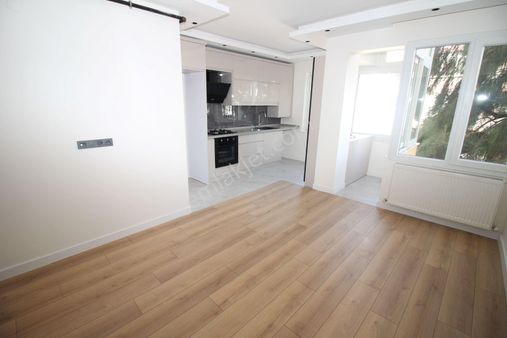 Hıfzıssıhhada İnönü Cadde Paraleli 3+1 Lüks Arakat Daire