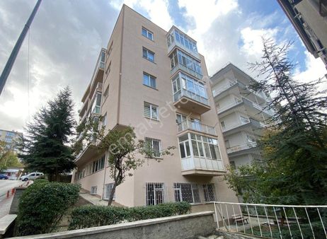 Çankaya Mesnevi Sokakta Merkezi Konumda 2+1 Kiralık Daire