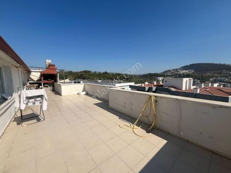 Kuşadası'nda Yeni Binada Satılık 5+2 Çatı Dublkes