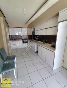 Karatay Fetih Mah Kongre Merkezi Karşısında 4+1