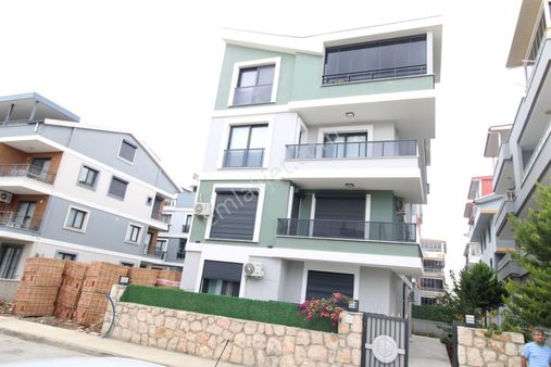 Aydın Didim Efeler Mahallesi Sıfır Asansörlü Bina 1 Ci Kat 2+1 Açık Mutfak Eşyalı Eşyalar Sıfır