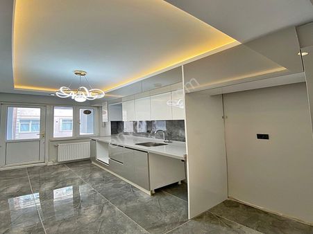 Cadde34 Yapı'dan Ufuk Caddesinde 2+1 Krediye Uygun Acil Satılık Arakat Daire!!