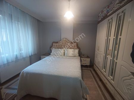 Gaziosmanpaşa Şemsipaşa Cemal Gürsel Arkası Kiralık 100m2 2+1 Daire Yüksek Giriş Ve Yeni Bina