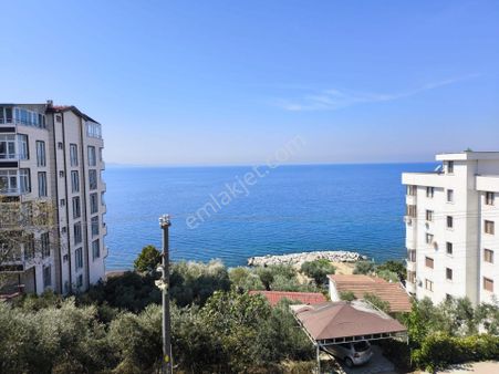 Deniz Manzaralı 2+1 Kiralık Daire ( Eşyasız )