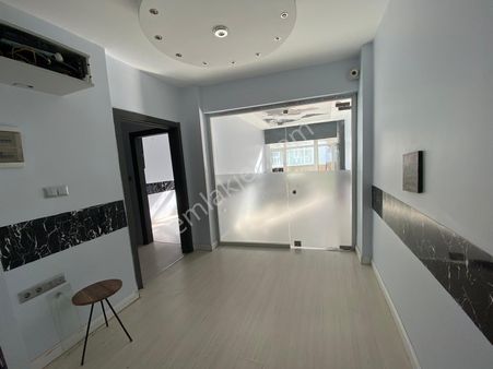 Fatih Molla Gürani Mahallesinde 3+1/90m2/3. Kat/ Satılık / Ofis