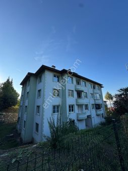 Altınova Altınkentte Ferah Ve Yenılenmış Satılık 3+1 Daıre