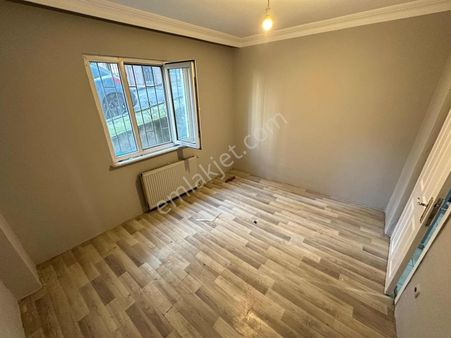 Tuncaydan Metro Metrobüse 15 Dk Ferah 2+1 Daire