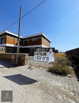 C21 Loca'dan Kalaycılar'da Geniş Arsa İçerisinde 6+1 Villa