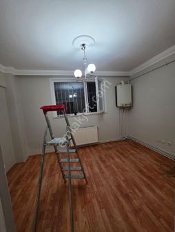 İgr Gayrimenkul Üsküdr Merkezde 2+1