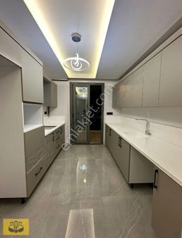 Çukurova/kabasakal Sosyal Donatılı Sitede 3+1 Kapalı Mutfak Lüks