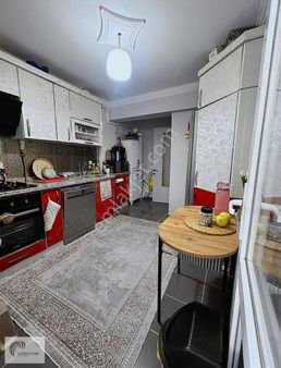 Zafer Mahallesinde Satılık Ters Dubleks Daire