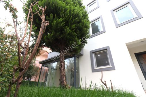 👉akçay'da Aygülden Doğayla İç İçe Nezih Site İçi Full Yapılı Ayrı Mutfak 4+1 Satılık Tripleks Villa