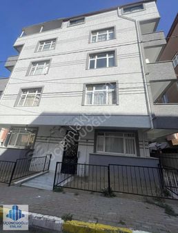 Pendik Esenyalıda Eşyalı Kiralık Daire