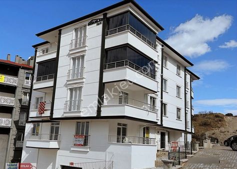 15 Temmuz Mah. Yüksek Giriş 4+1 Amerikan Mutfaklı Geniş Daire