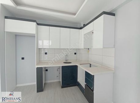 Rönesans Emlak'tan İskanlı, Kısmi Deniz Manzaralı Sıfır 2+1