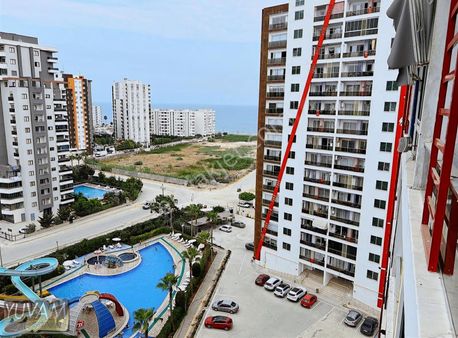 Deniz Mah. Kapsamlı Havuzlu Site İçerisinde Satılık 1+1