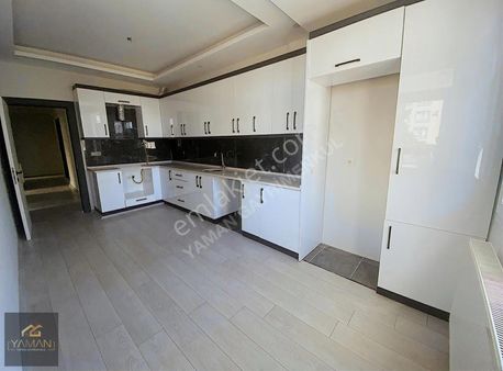 Nazar Evler Sitesinde Bireysel Otoparklı 2+1 Satılık Daire.