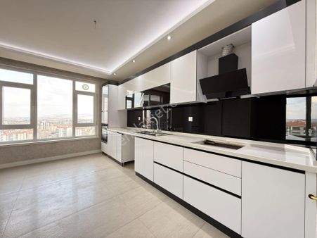 Çiğnitaş Emlak'tan **son 1 Daire** Ultra Lüx Elit Site 4+1