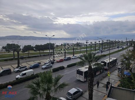 Karşıyaka Donanmacı'da Kiralık 3+1 Yalı Dairesi