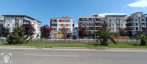 Atakum Esenevler Mahallesi Tramvay Yoluna Cephe Satılık İşyeri