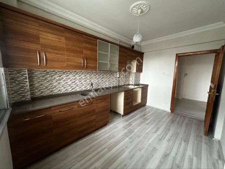 Yomra Şahin Sitesi 3+1 Kiralık Daire