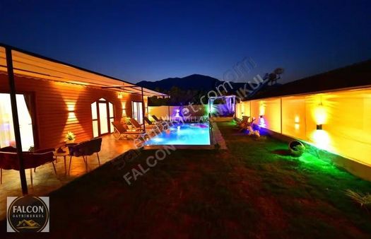 Falcon Dan Eşen De Fırsat 1182m²arsa