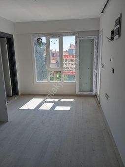 Uşak Merkez Ünalan Mh De 1+1 Kiralık Daire