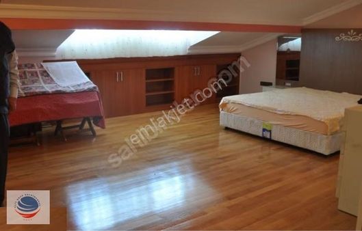 Yalova Akköy'de Deniz Manzaralı Kiralık Havuzlu Villa