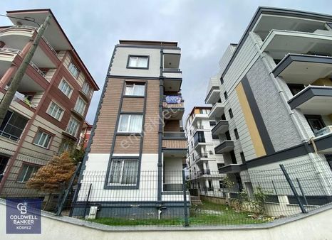 Cennetayağı Mahallesinde 2+1 Ayrı Mutfaklı Özel Daire