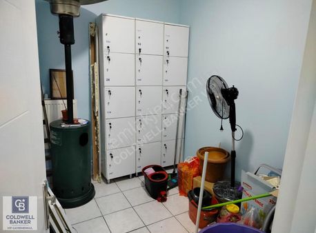 Kırkkonalarda Cadde Üzeri Eşyalı Kiralık Dükkan