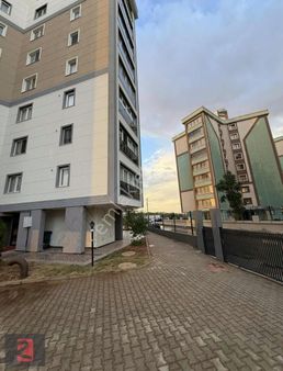 Kübra Yesiltepe 'den Havuzlu Eşyalı Kiralık 1+1