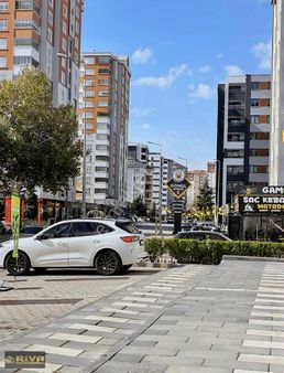 Bahçelievler Cadde Üzerinde Top: 110m2 Dükkan 2 Kat