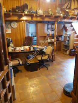 Hümeyra Avcı'dan Merkez'de Ana Cadde Üzeri Eşyalı Satılık Ofis