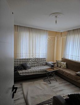 Cumhuriyet Mahallesinde 1+1 Yüksek Giriş Daire