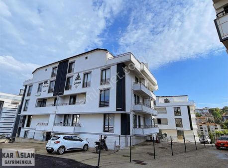 Başiskele'de Muhteşem Manzaralı 3+1 Dubleks