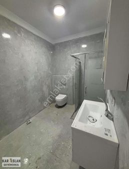 Başiskelede Deniz Manzaralı Asansörlü 3+1 Çatı Dublex Daire