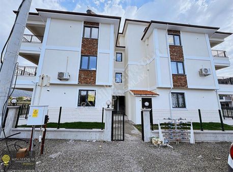 Cumhuriyet Mah Belediye Parkı Yani Kiralık 1+1 Daire