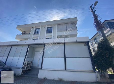 Adnan Menderes'te Satılık 2+1 Daire