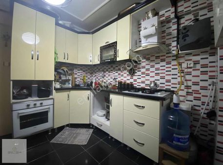 Çiftlikköy Sahil Mahallesi'nde Satılık 3+1 Daire