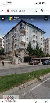 Arda Emlak Ofisi'nden Esentepe Yakını Cadde Üzeri Daire