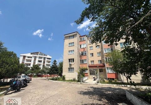 Arda Emlak Ofisinden Ayşekadın Eğitim Fakültesi Yakını Eşyalı Daire