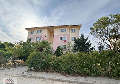 Arda Emlak Ofisin’den Eski Toki Evlerin De Bakımlı Daire