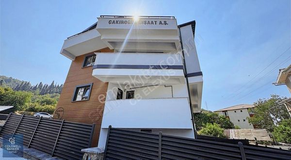 Cb Elexus| D.dere Topçular'da Satılık 3+1 Bahçe Dubleks