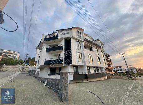 Cb Elexus| Başiskele Yeşilyurt'da 2+1 Satılık Bahçe Dubleks