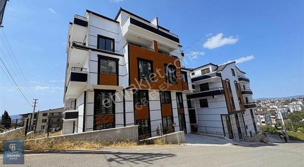 Cb Elexus| Başiskele'de Deniz Manzaralı Satılık 4+1 Çatı Dubleks