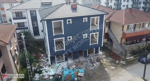 Sakarya Akyazı Merkezde Satılık Tripleks Villa