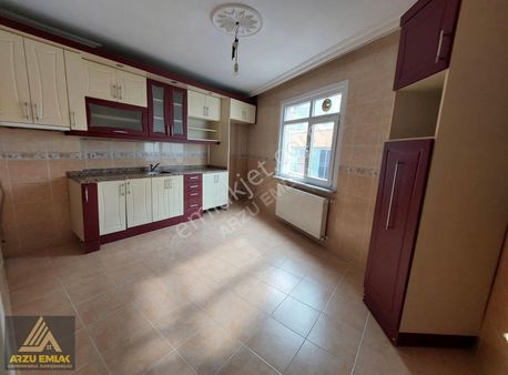 Arzu Emlaktan Zübeydehanım Mah. Kiralık 3+1 Daire