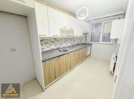 Arzu Emlak'tan 75.yıl Mah Satılık Bahçe Kat Daire