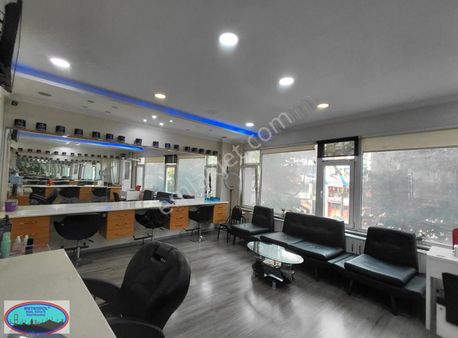 Şişli Anacadde Hazırmüşterili 1.katta Faal Devren Kiralık Kuaför