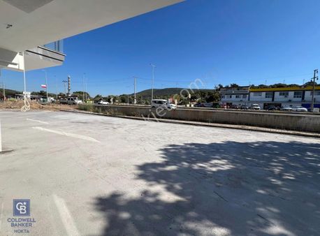 Yenifoça Gencelli'de Anayol Üzeri Kiralık Dükkan